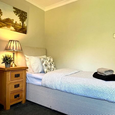 Spacious 2 Bed-Flat In Glasgow City - Free Parking מראה חיצוני תמונה