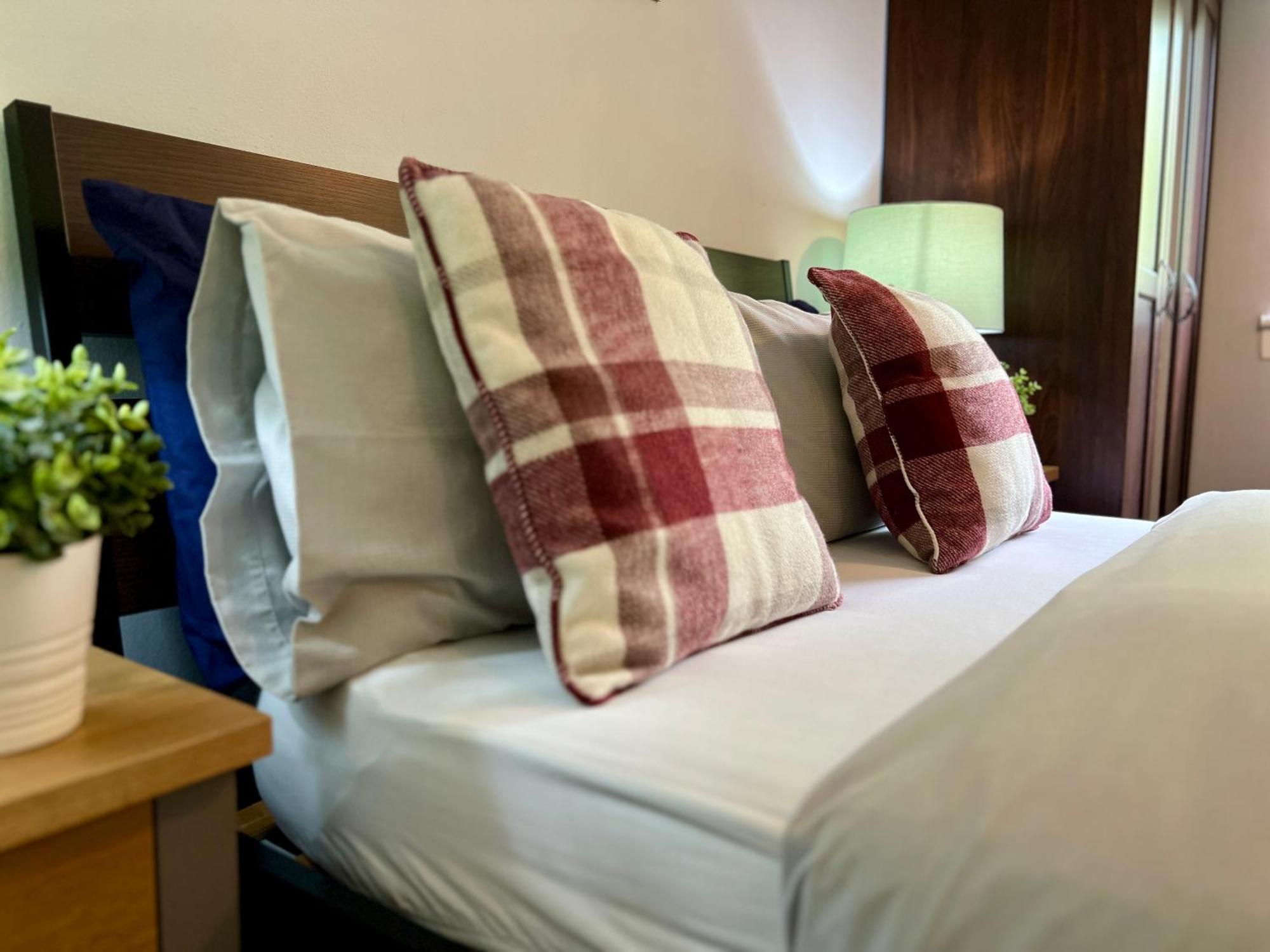 Spacious 2 Bed-Flat In Glasgow City - Free Parking מראה חיצוני תמונה